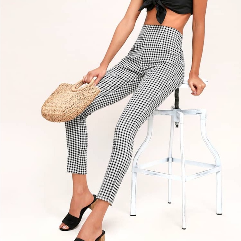 Lulus Reputation Black & White Gingham High Waisted Cropped Capris / Pants